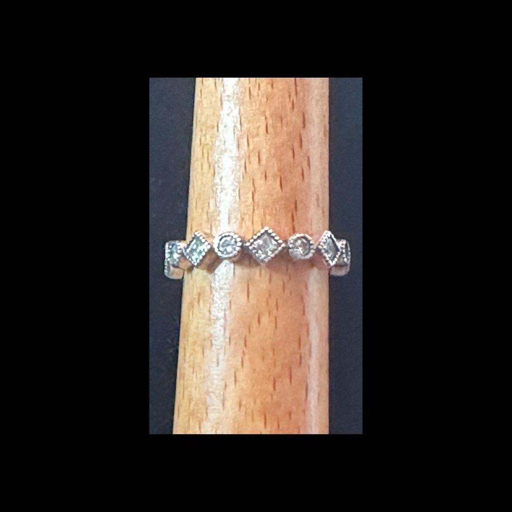 Retired Pandora Alluring Brilliant Princess Ring / CZ / Size 5 / 2g / Sterling